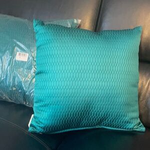 New Accent Pillow Mystic Green . Set of Two